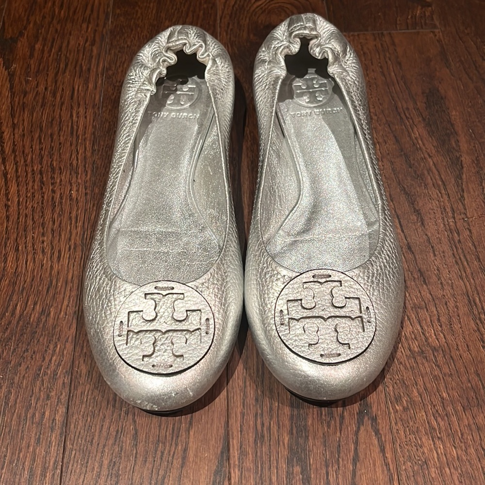 🌟HOST PICK🌟Tory Burch Silver Ballet Flats - Picture 10 of 12